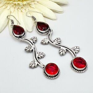 GARNET EARRINGS